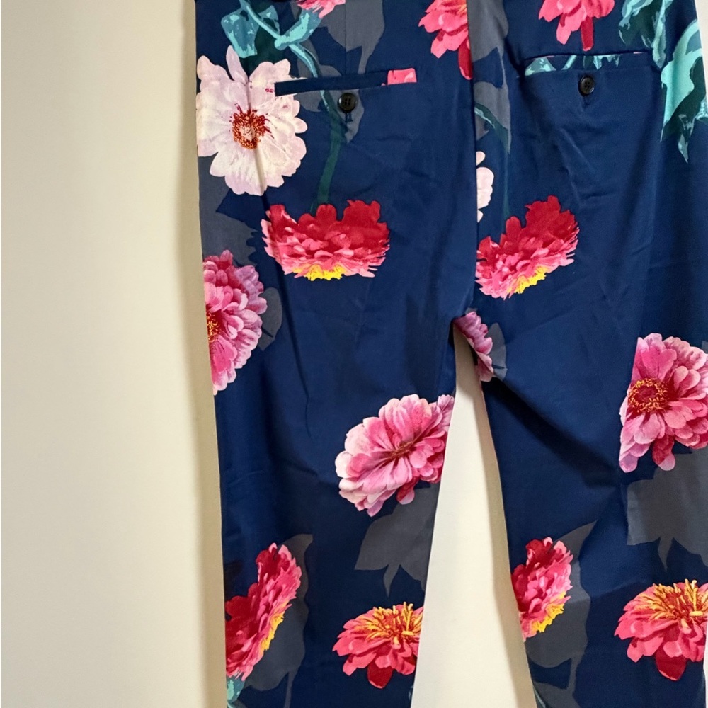 Banana Republic Avery  Pants - Navy and Pink Floral - Picture 4 of 16